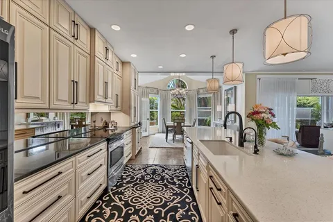 $740,000 | 6102 Sonesta Court, Bradenton, FL 34202