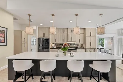 $740,000 | 6102 Sonesta Court, Bradenton, FL 34202