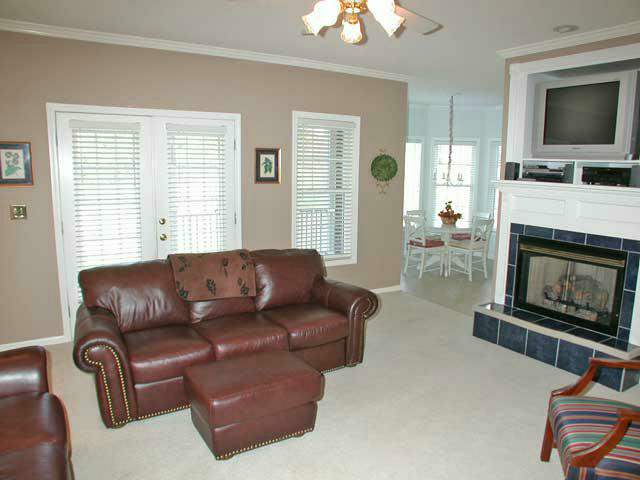208 Smithfield Drive Anderson, SC 29621 - Photo 3 of 9 Gallery Image 3