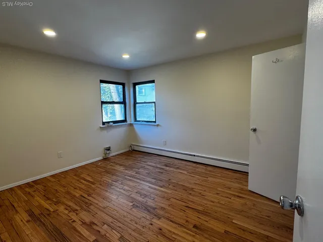 $3,600 | 619 East Park Avenue, Unit MAIN, Long Beach, NY 11561