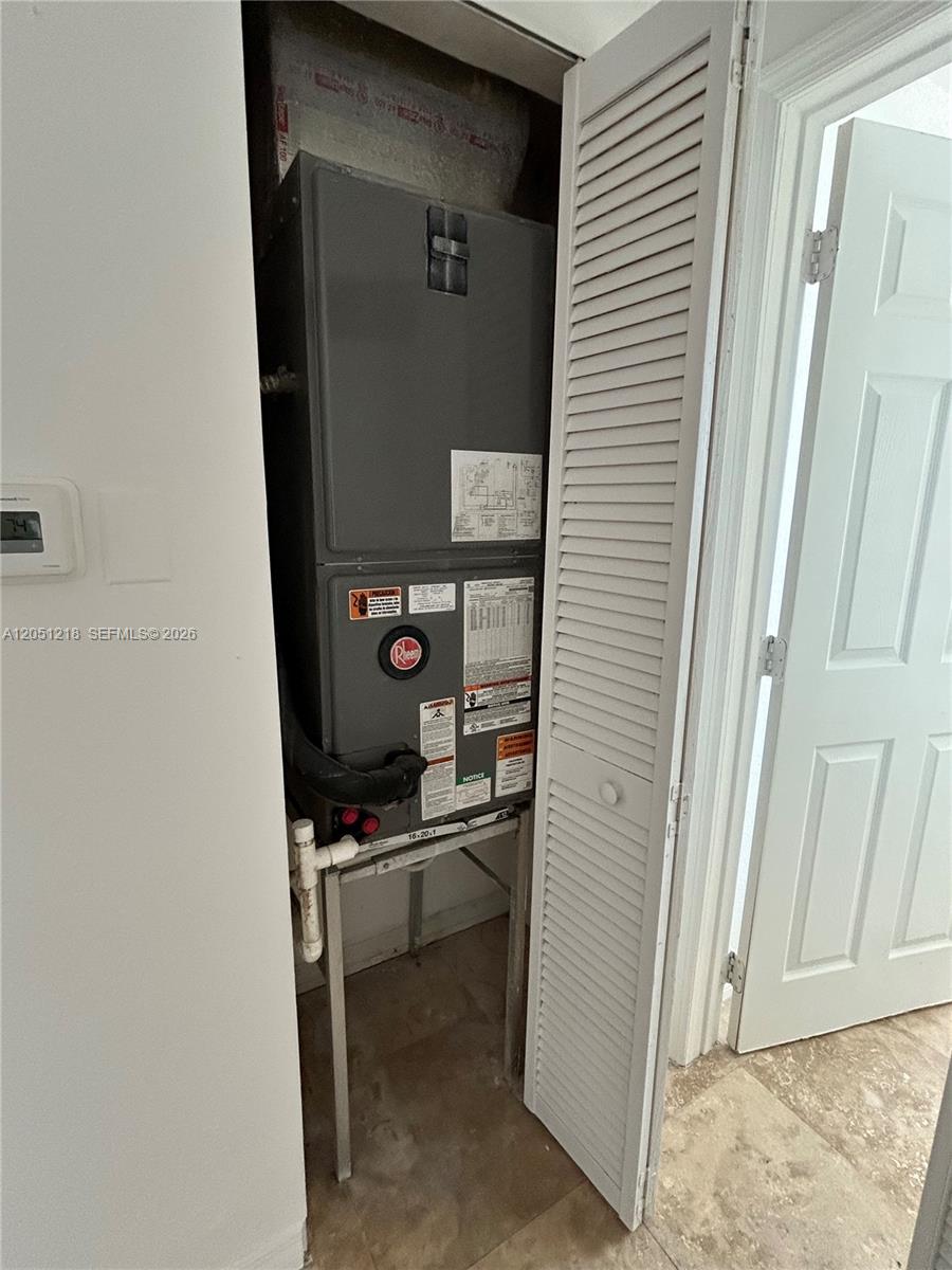 953 Southwest 10th Street, Unit 3 Miami, FL 33130 - Photo 5 of 14