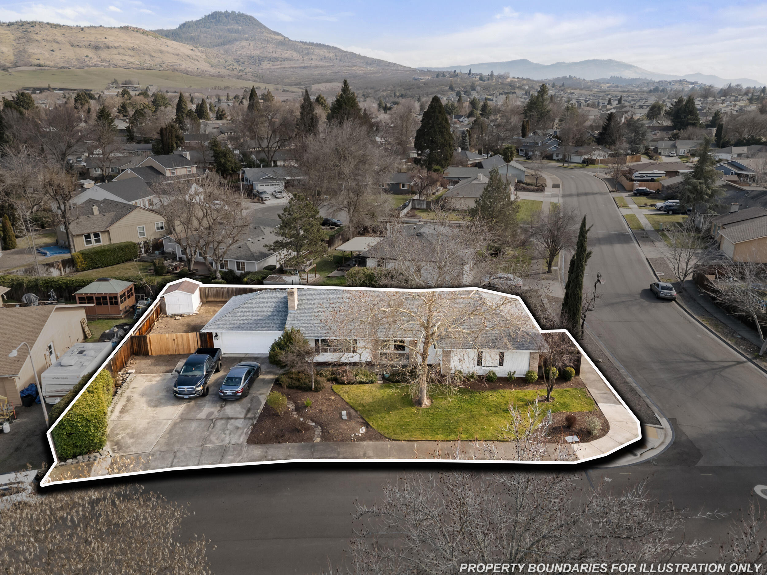 2906 Aldersgate Road Medford, OR 97504 - Photo 39 of 39 39_2906 aldersgate rd - lotline 4