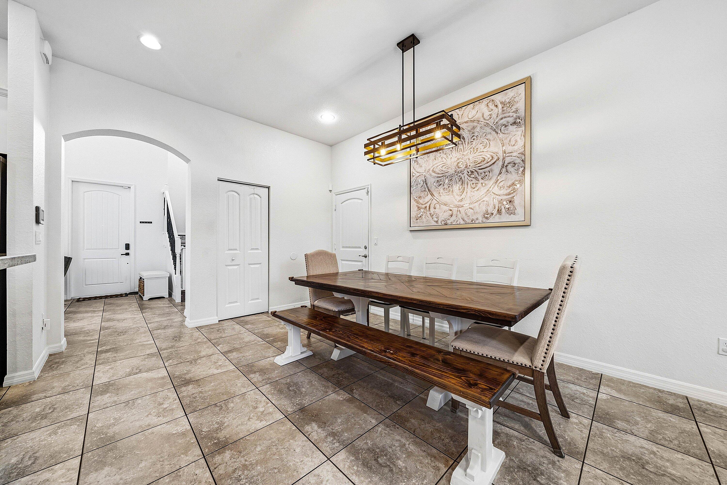 409 Francesca Ridge Road Boynton Beach, FL 33435 - Photo 10 of 41 Dinning area
