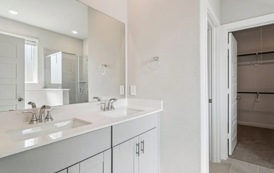 8403 Rio Spring Drive Baytown, TX 77523 - Photo 7 of 14 Photo is not of the actual home, but is an inspirational photo of builder’s model home and may depict options, furnishings, and/or decorator features that are not included