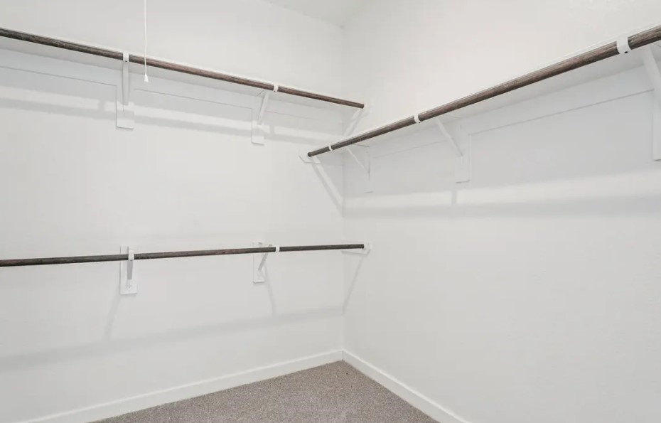 8403 Rio Spring Drive Baytown, TX 77523 - Photo 9 of 14 Photo is not of the actual home, but is an inspirational photo of builder’s model home and may depict options, furnishings, and/or decorator features that are not included