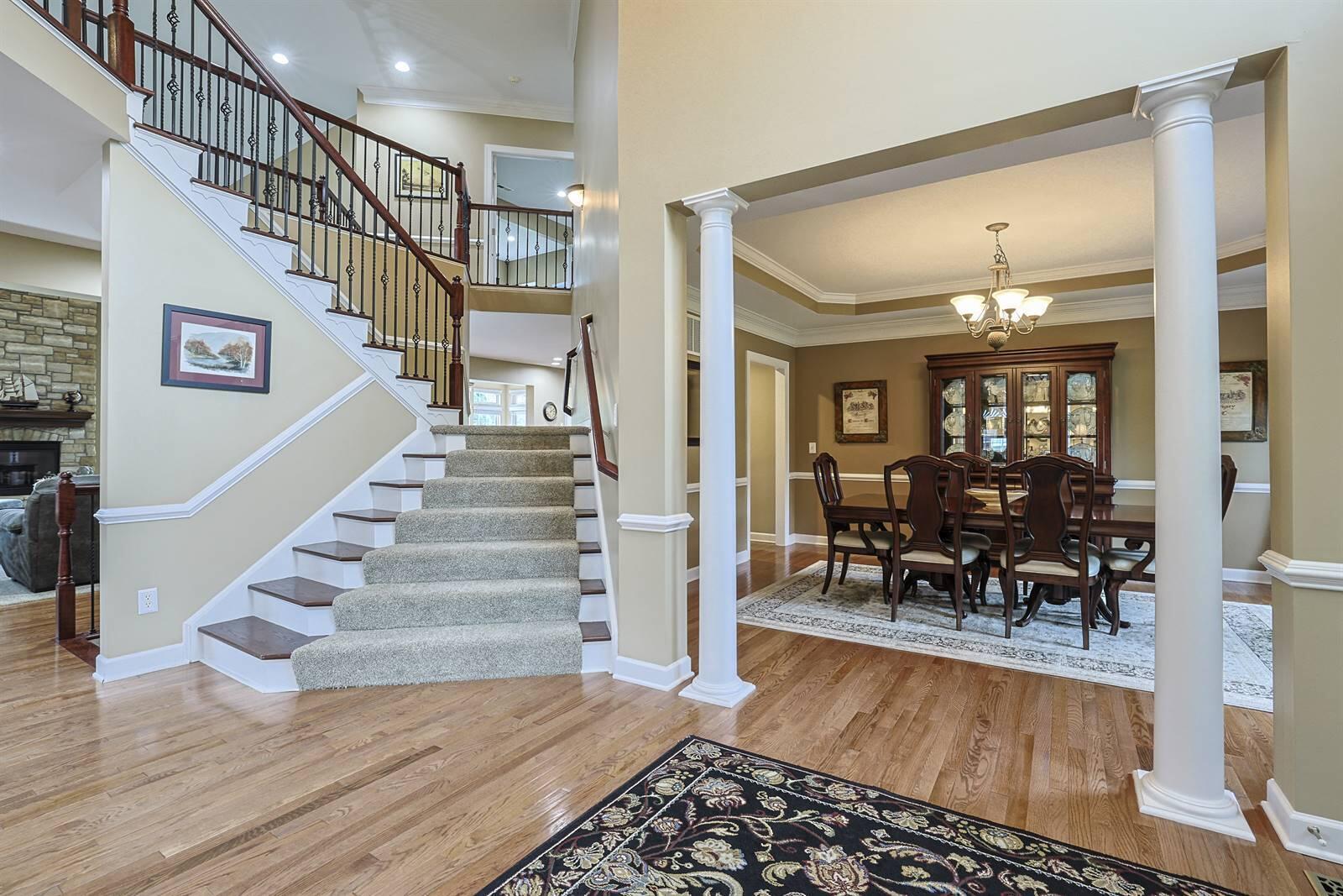 1173 Monarchos Ridge Union, KY 41091 - Photo 4 of 50 004-Foyer-2