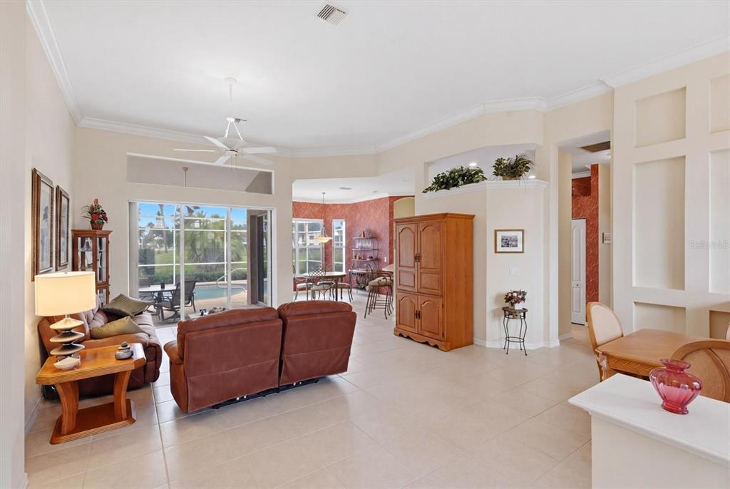 401 Marsh Creek Road Venice, FL 34292 - Photo 8 of 78