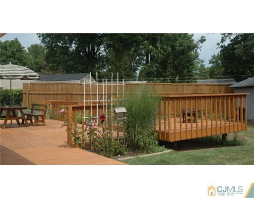 41 Wheeler Road Kendall Park, NJ 08824 - Photo 6 of 6 Gallery Image 6