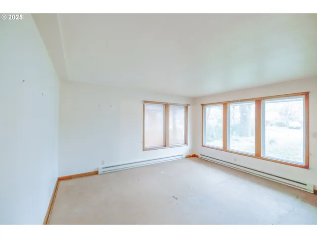 $330,000 | 468 Idylwood Drive Southeast, Salem, OR 97302