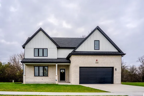 $630,000 | 7214 South 78th Avenue, Bridgeview, IL 60455