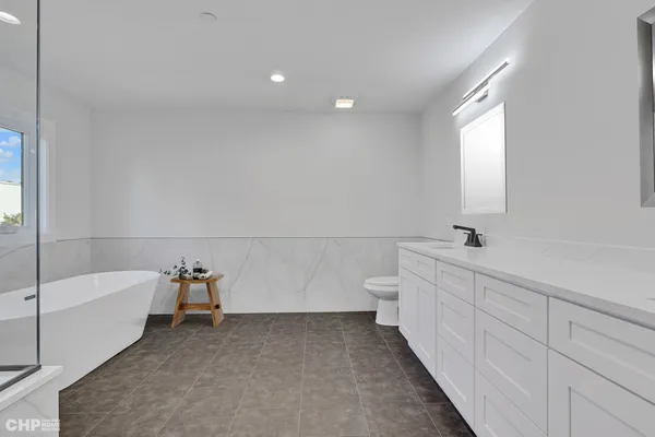 $630,000 | 7214 South 78th Avenue, Bridgeview, IL 60455