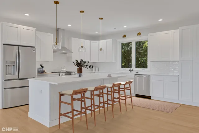 $649,900 | 7214 South 78th Avenue, Bridgeview, IL 60455