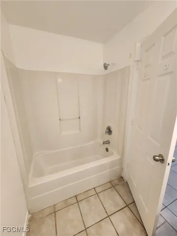 $1,850 | 1248 Columbus Boulevard, Unit A, Fort Myers, FL 33913