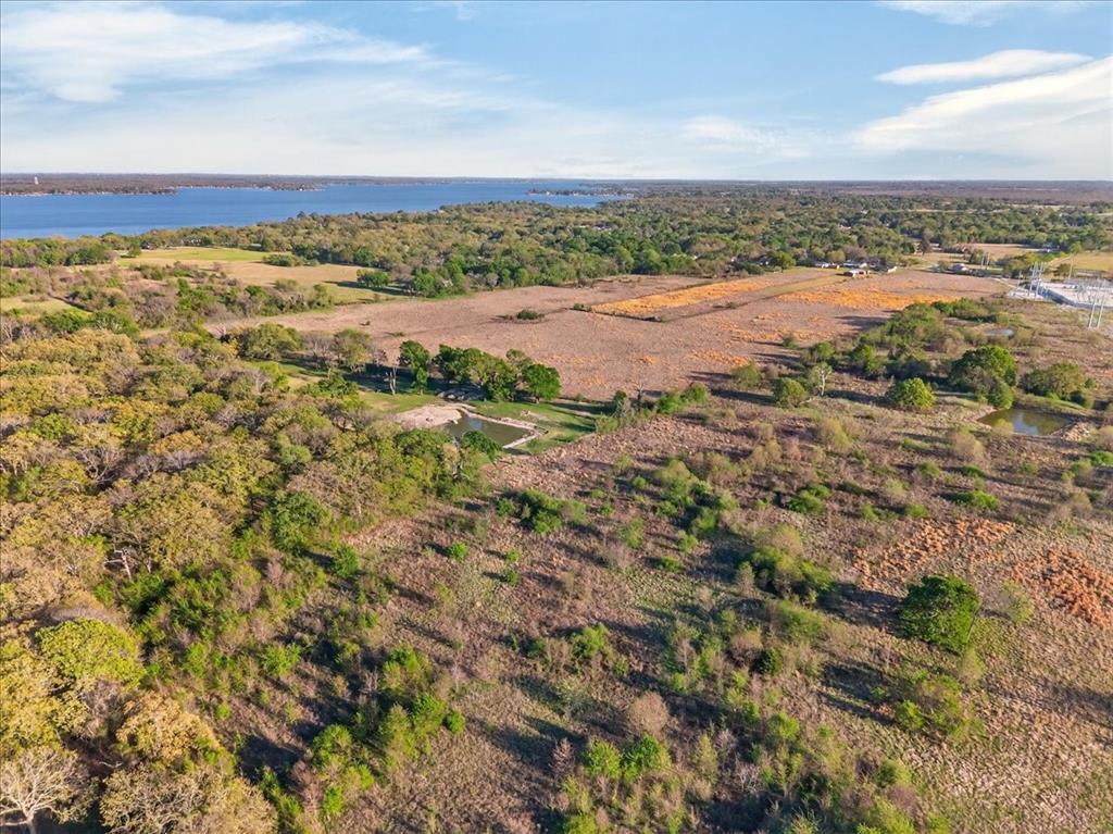 696 East Will White Road Tool, TX 75143 - Photo 12 of 18 a view of an ocean