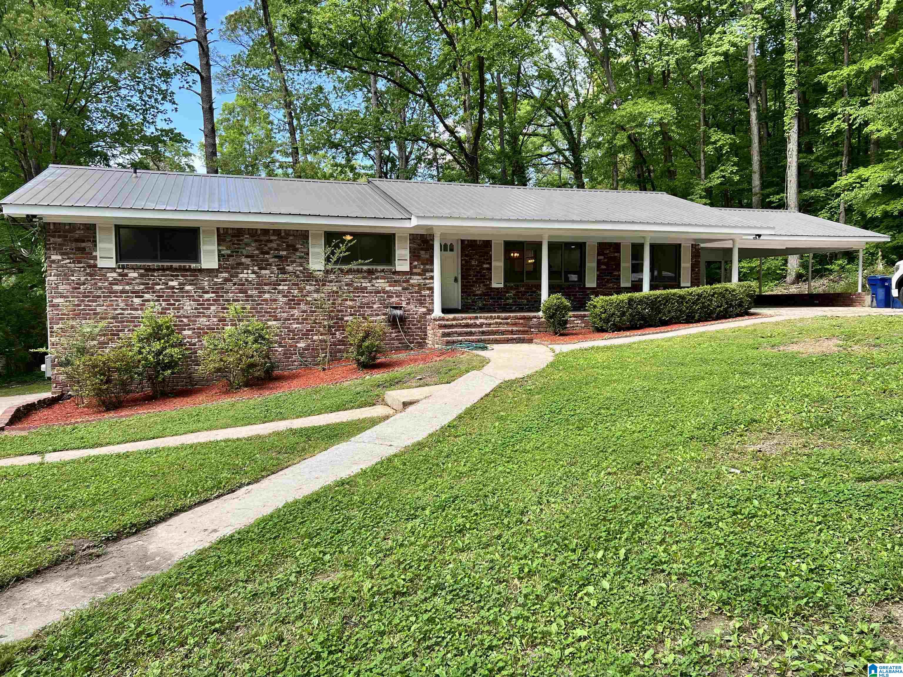 225 12th Place Northeast Alabaster, AL 35007 - Photo 1 of 46