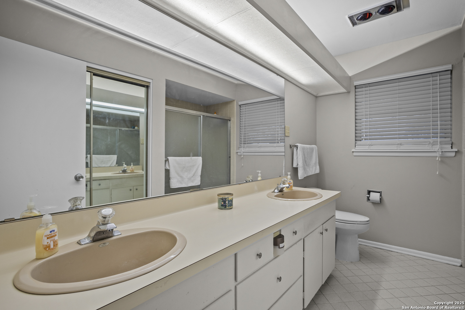 6414 View Point San Antonio, TX 78229 - Photo 33 of 60