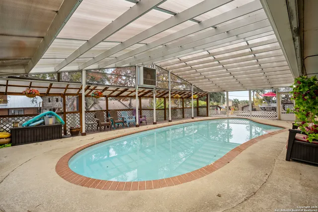 $525,000 | 6414 View Point, San Antonio, TX 78229