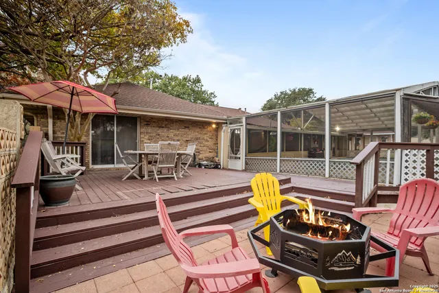 $525,000 | 6414 View Point, San Antonio, TX 78229