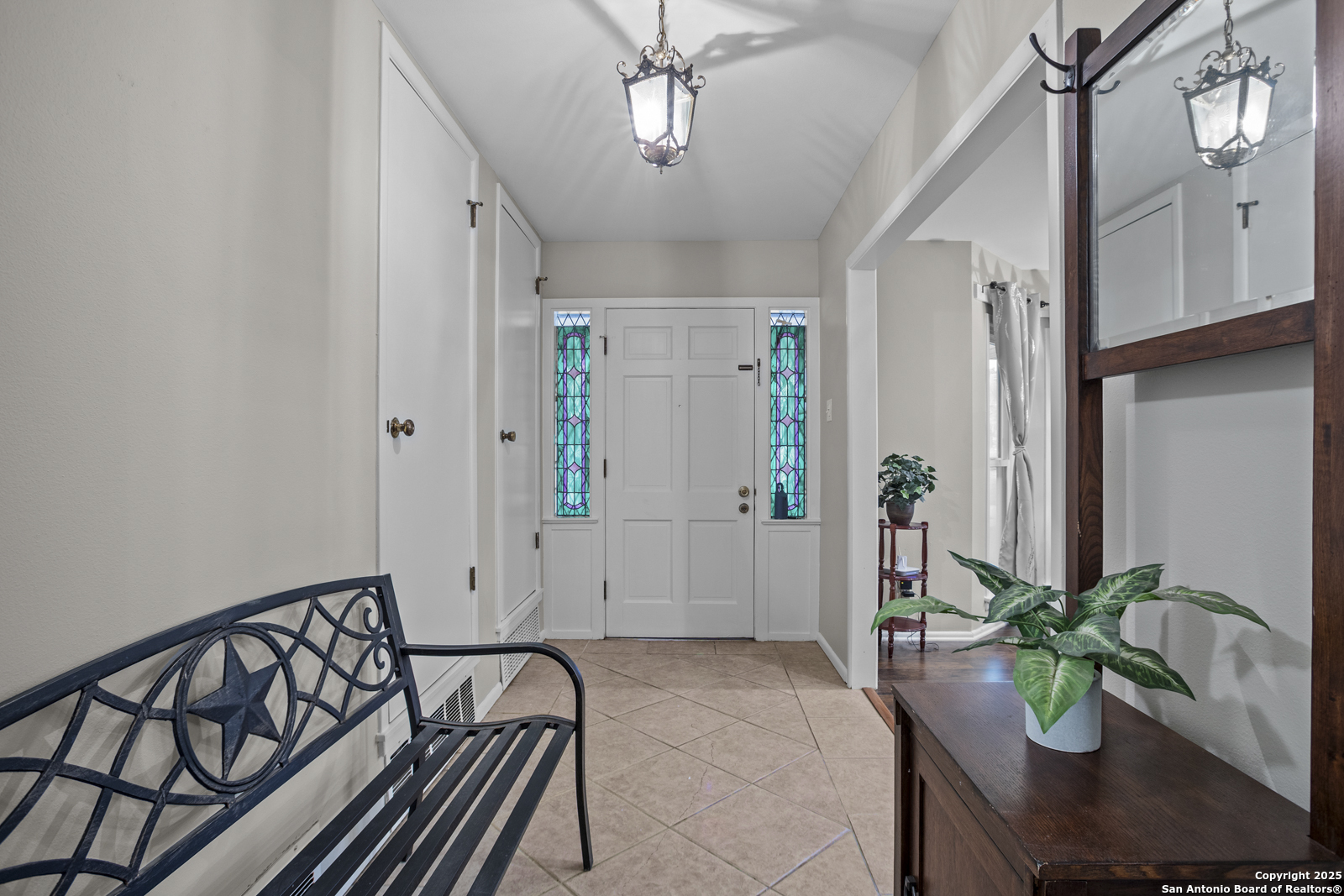 6414 View Point San Antonio, TX 78229 - Photo 6 of 60