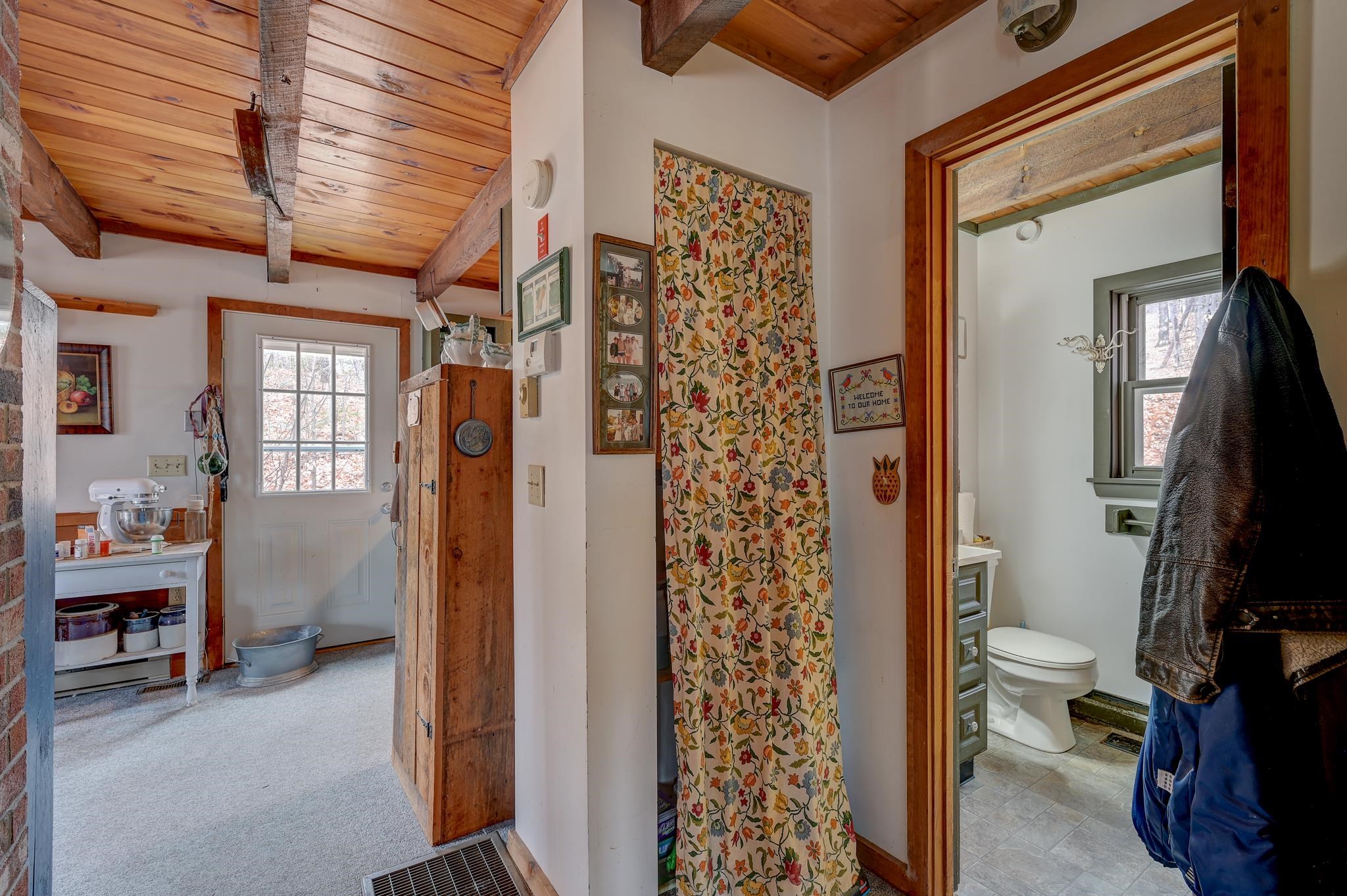 149 Alpstrausse Bartlett, NH 03845 - Photo 9 of 25