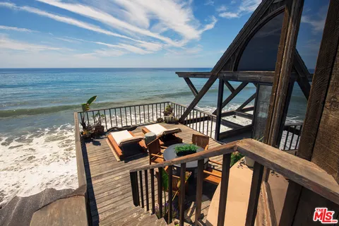 $8,995,000 | 26902 Malibu Cove Colony Drive, Malibu, CA 90265
