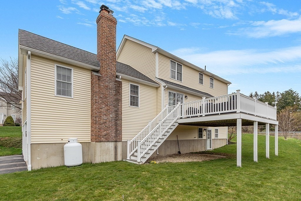 3 William Circle Rutland, MA 01543 - Photo 41 of 42 a front view of a house with a yard