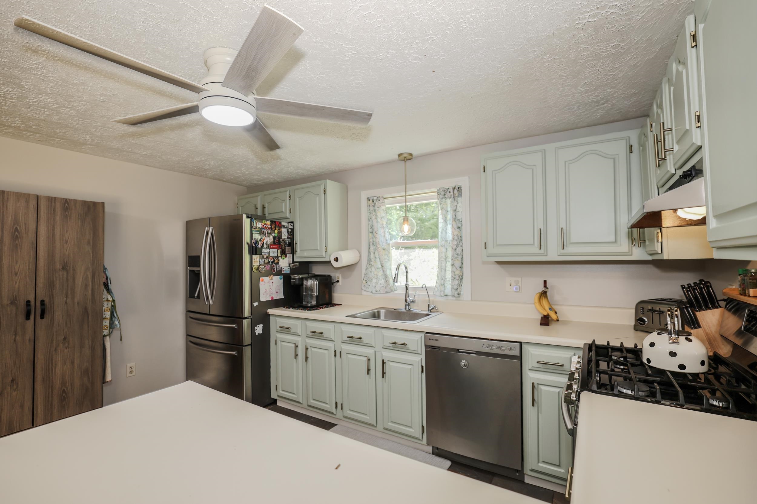 285 Colby Road Weare, NH 03281 - Photo 12 of 57 Gallery Image 12