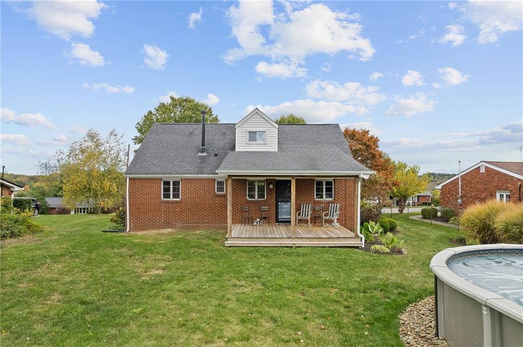 409 4th Street McDonald, PA 15057 - Photo 29 of 37 a front view of a house with garden