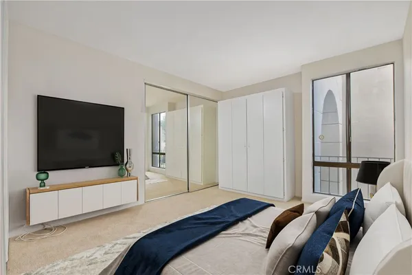 $599,000 | 5340 Yarmouth Avenue, Unit 205, Encino, CA 91316
