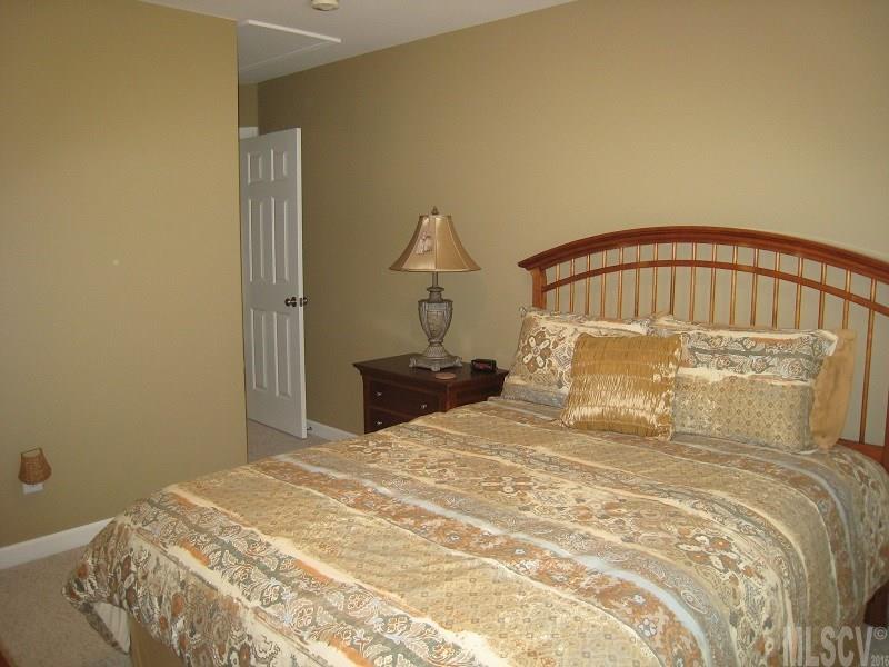 1121 James Farm Road Hickory, NC 28602 - Photo 10 of 25 Gallery Image 10