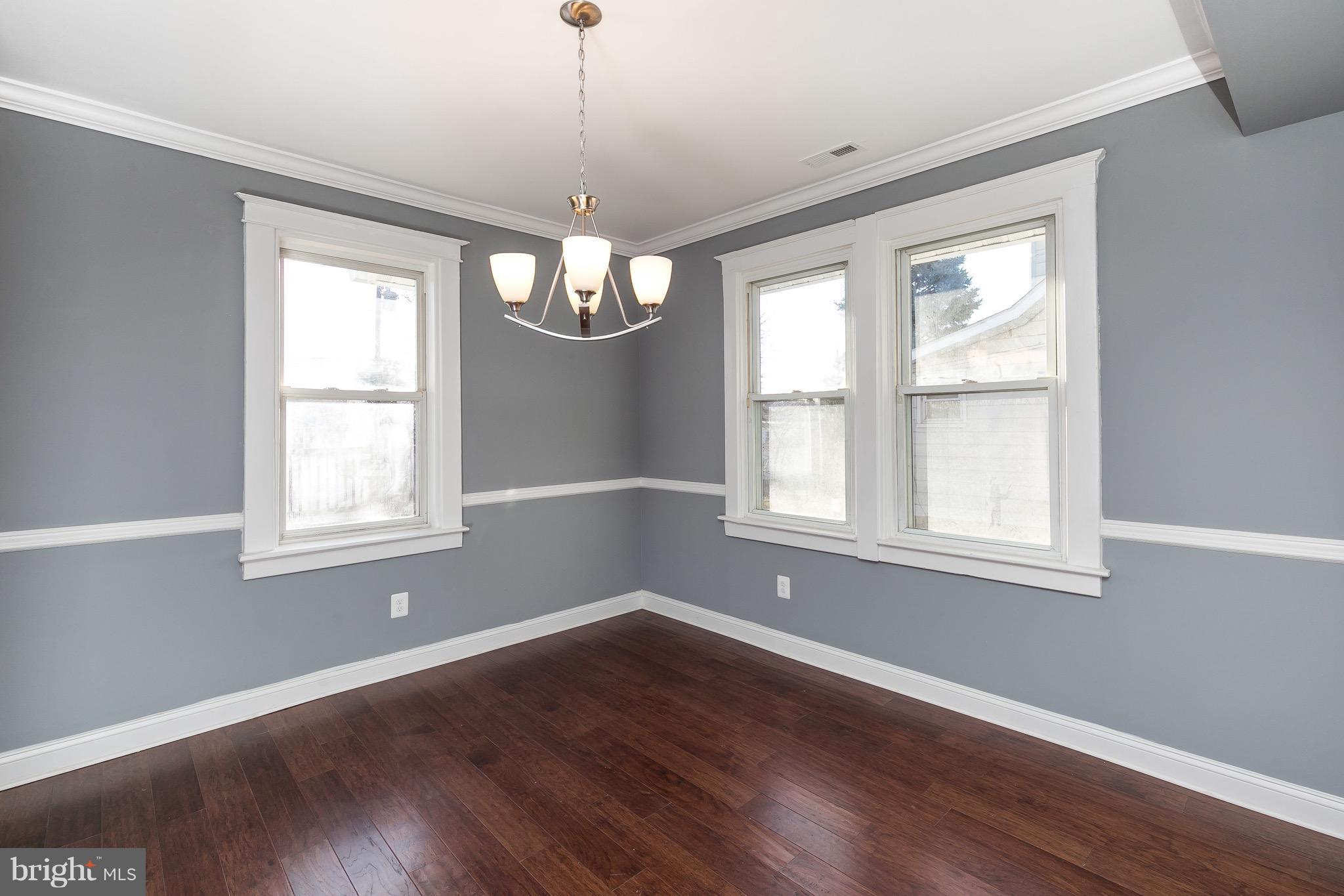 707 Old Home Road Baltimore, MD 21206 - Photo 14 of 30 Dining Room