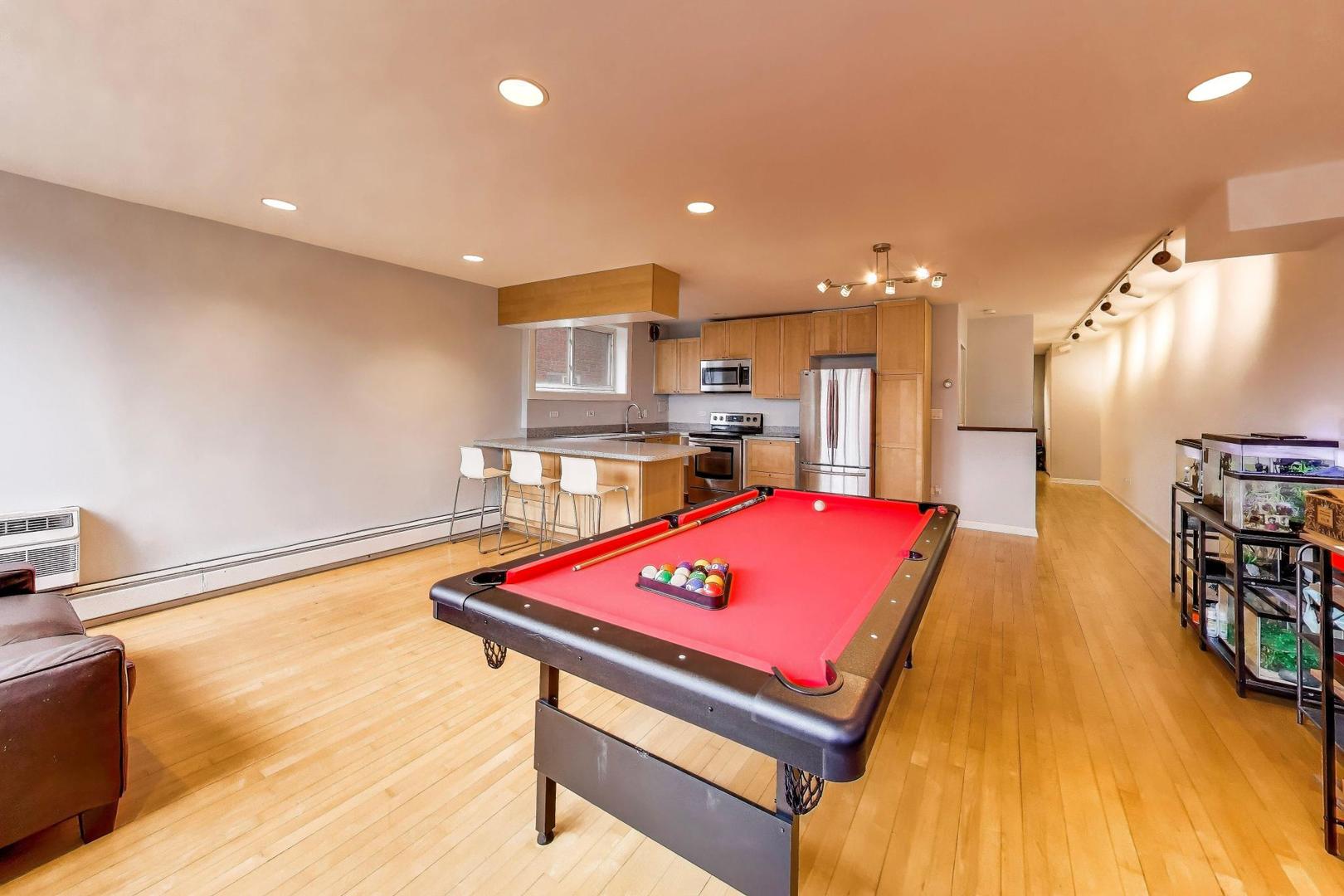 2726 Central Street, Unit 3A Evanston, IL 60201 - Photo 5 of 11 a room with furniture and pool table
