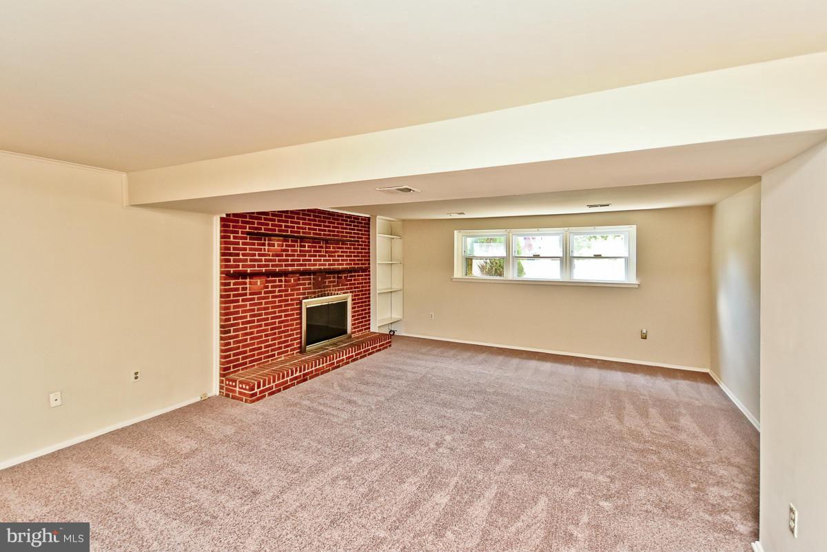 2303 Pinefield Road Waldorf, MD 20601 - Photo 24 of 30 Interior (General)