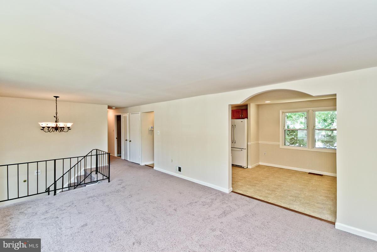 2303 Pinefield Road Waldorf, MD 20601 - Photo 8 of 30 Interior (General)