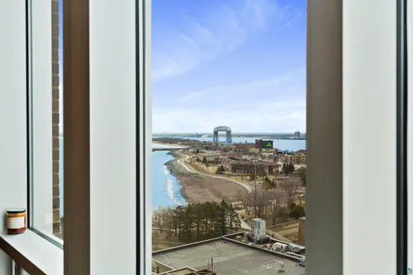 $985,000 | 311 East Superior Street, Unit 1006, Duluth, MN 55802