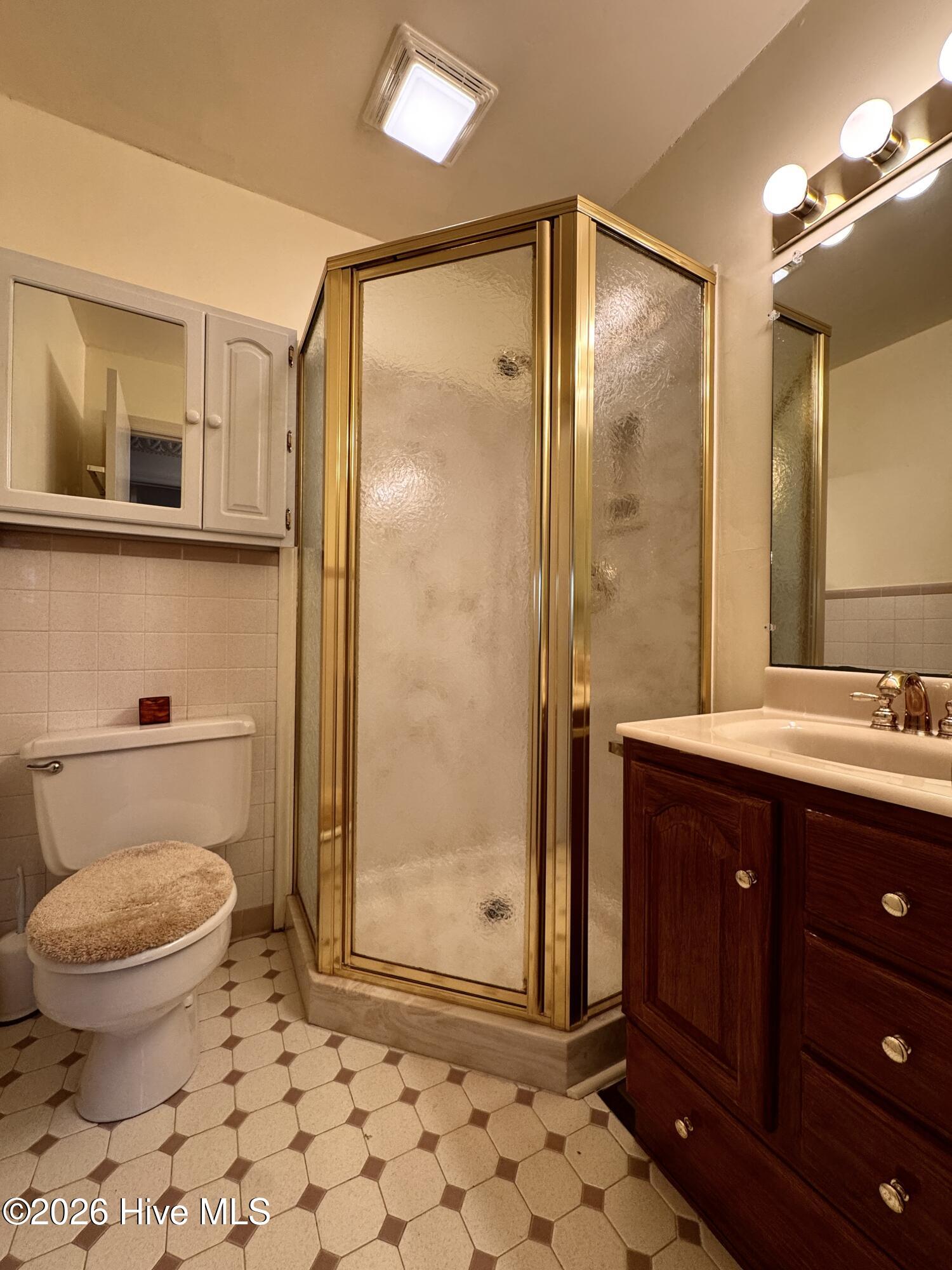 1814 A Tryon Road New Bern, NC 28560 - Photo 31 of 38 IMG_1256