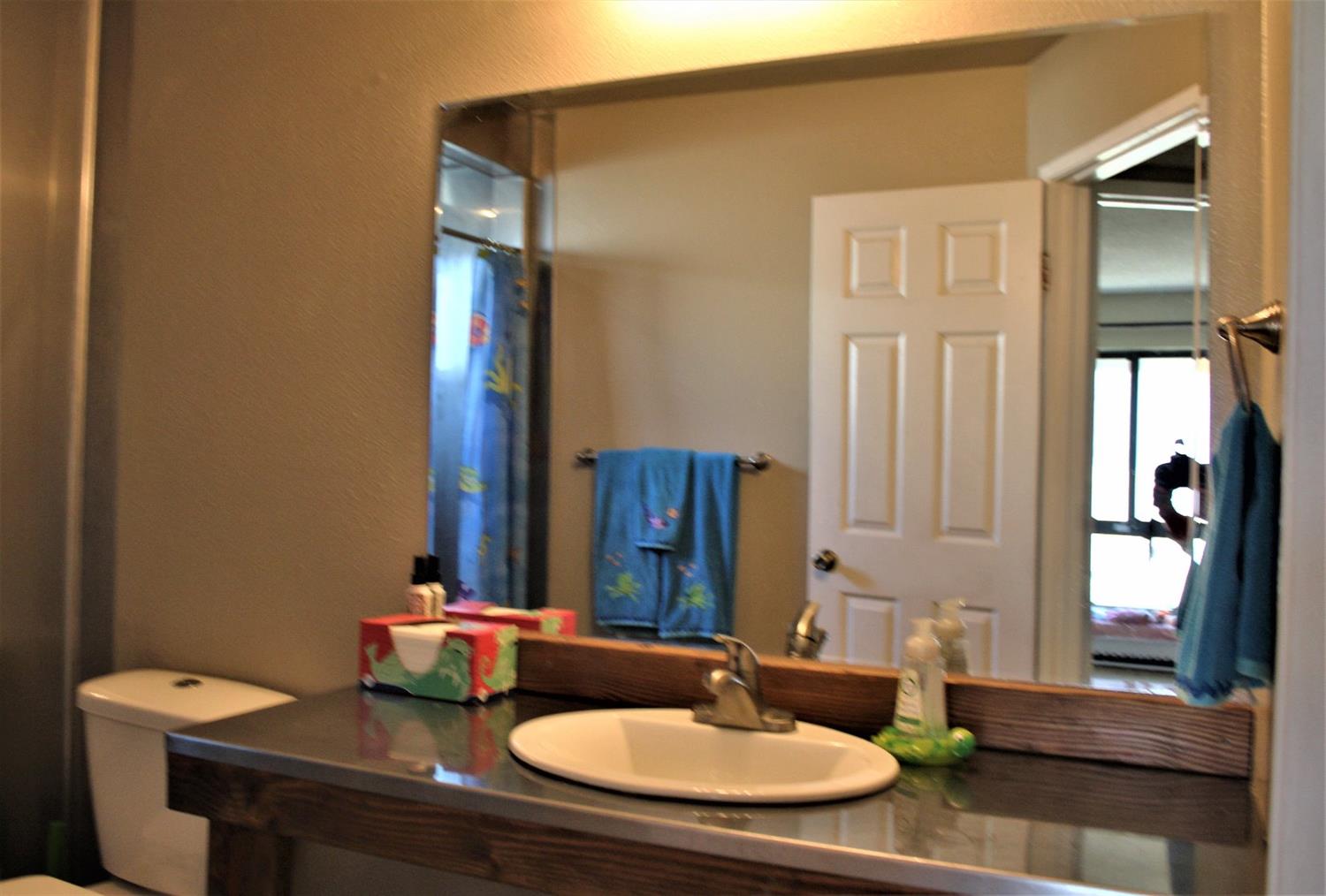 18769 Farallon Road Madera, CA 93638 - Photo 11 of 25 Gallery Image 11