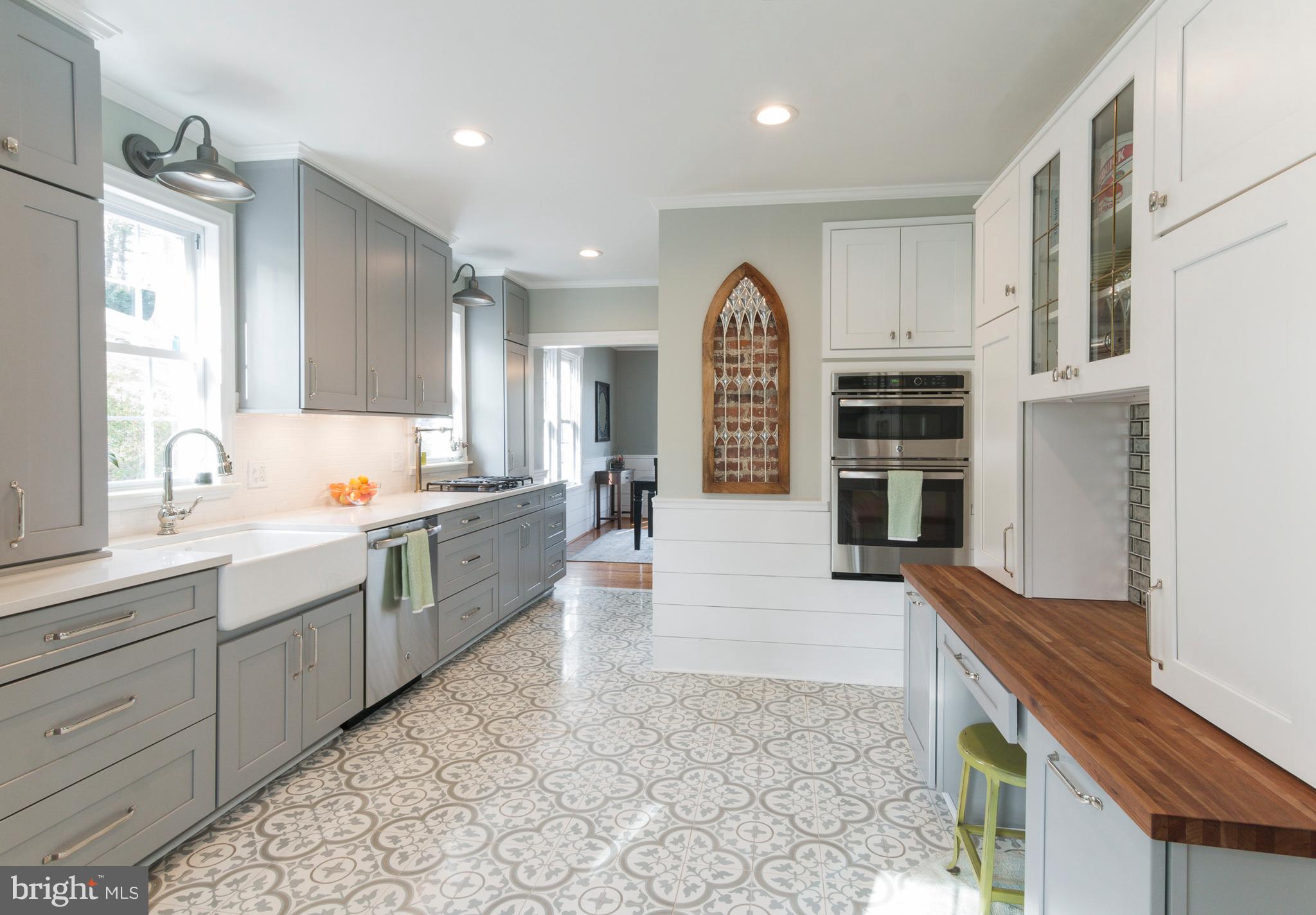 205 Laurel Road Linthicum Heights, MD 21090 - Photo 3 of 48 Beautiful Designer Kitchen!