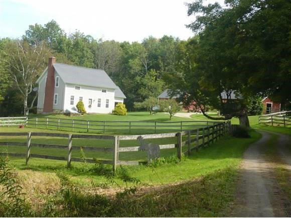 5696 East Road Shaftsbury, VT 05262 - Photo 2 of 21 Gallery Image 2