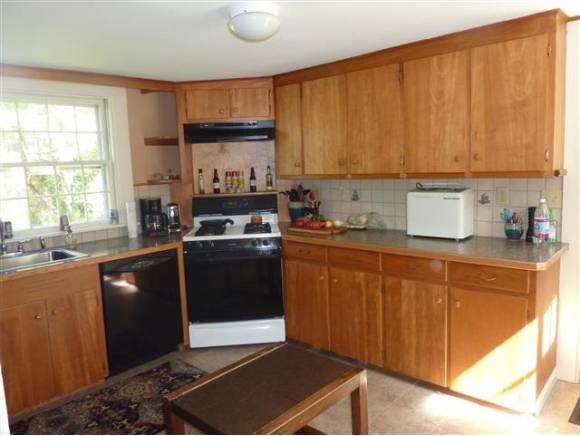 5696 East Road Shaftsbury, VT 05262 - Photo 3 of 21 Gallery Image 3