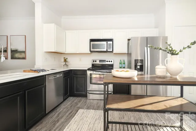 $385,000 | 518 Donatello Avenue, Charlotte, NC 28205