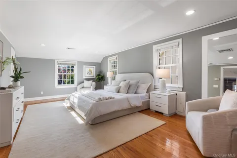 $999,000 | 215 Frank Avenue, Mamaroneck, NY 10543