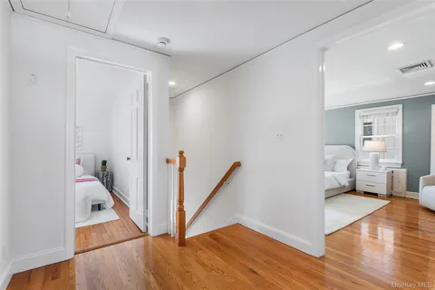 $999,000 | 215 Frank Avenue, Mamaroneck, NY 10543