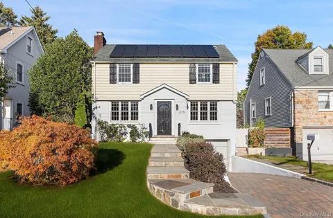 $999,000 | 215 Frank Avenue, Mamaroneck, NY 10543