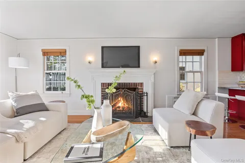 $999,000 | 215 Frank Avenue, Mamaroneck, NY 10543