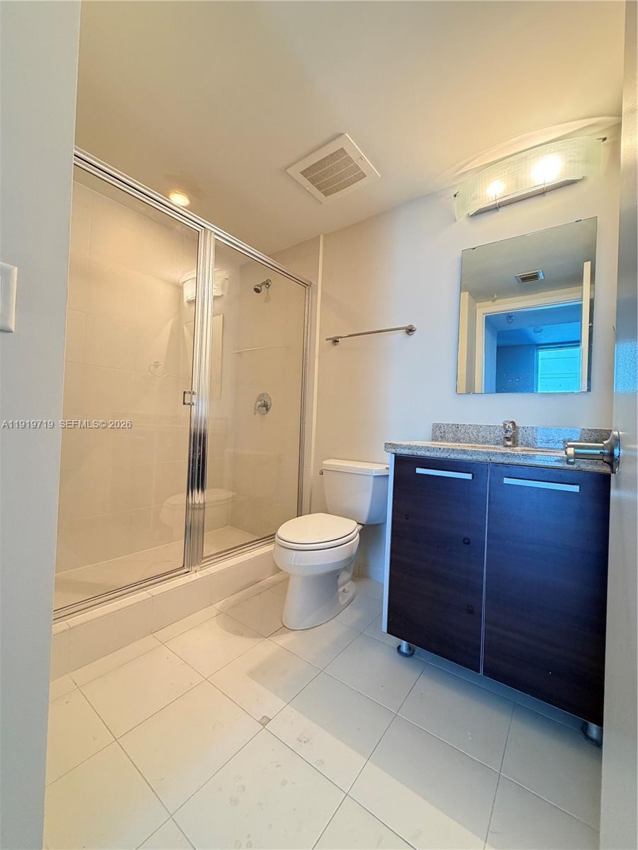 185 Southwest 7th Street, Unit 2011 Miami, FL 33130 - Photo 25 of 44