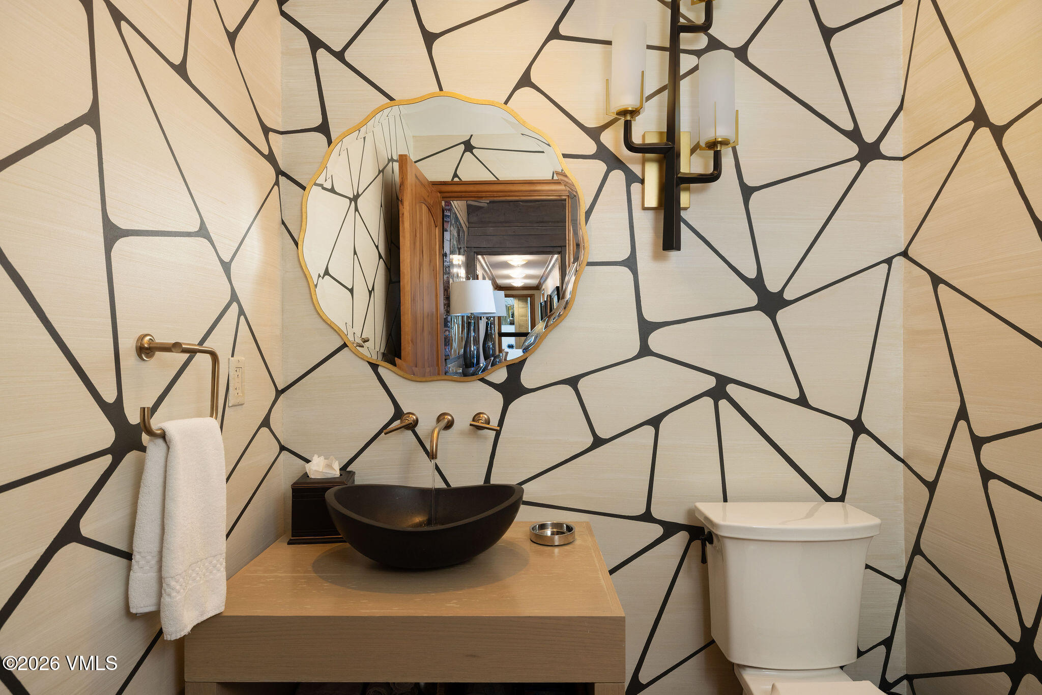 130 Daybreak Ridge Road, Unit 1101 Avon, CO 81620 - Photo 10 of 26 2606_ritz_1101_interior_powder
