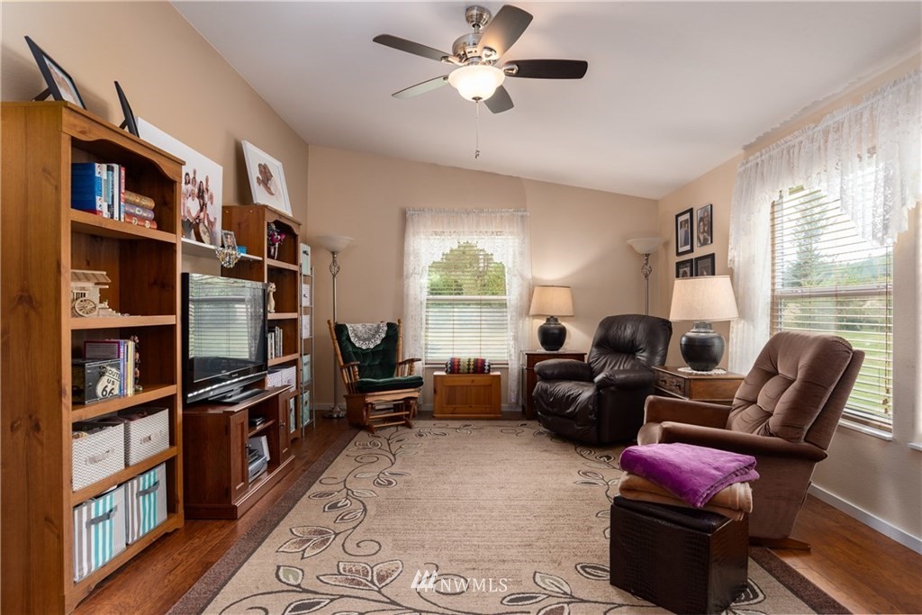 40365 Challenger Road Concrete, WA 98237 - Photo 10 of 25 Gallery Image 10