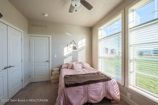 $625,000 | 350 Little Greys Loop, Etna, WY 83118