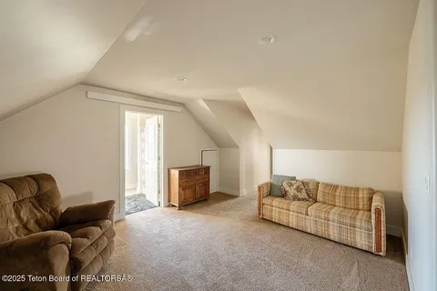 $625,000 | 350 Little Greys Loop, Etna, WY 83118